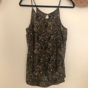 Hurley tank size XS